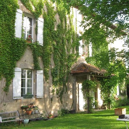 Le Domaine De Panissac Bed and Breakfast Berneuil  Exteriör bild